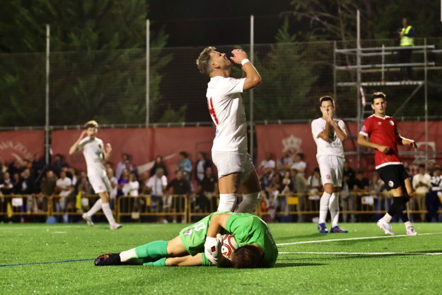Orgullo hasta el �ltimo suspiro: la UDSM roza la �pica, pero sin premio (1-2)